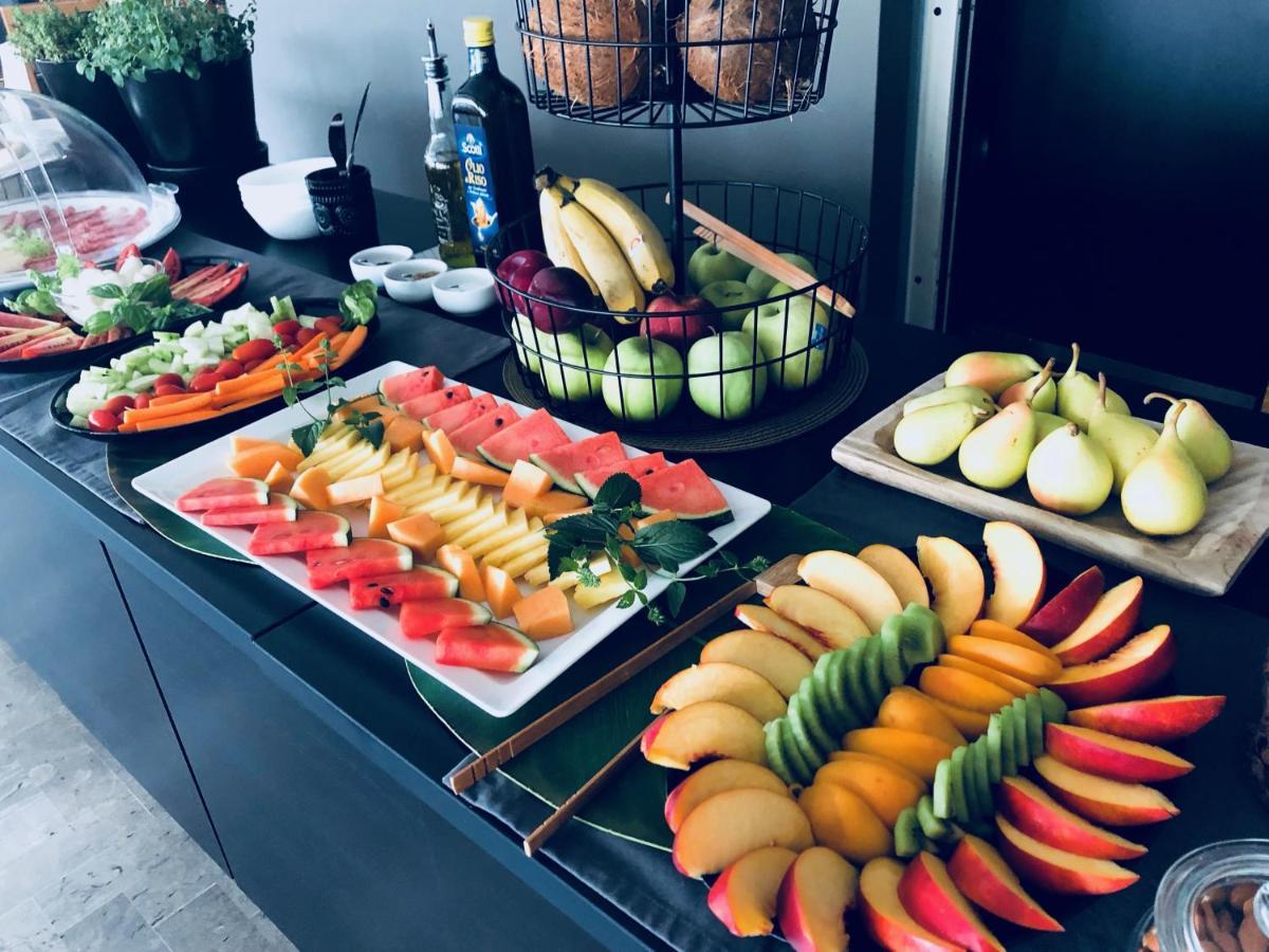 Aplo - Breakfast Experience 3*