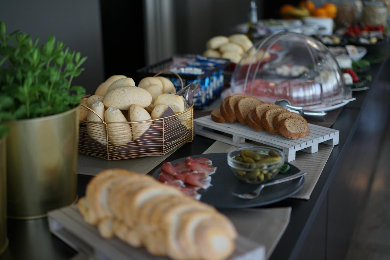 Aplo - Breakfast Experience 3*