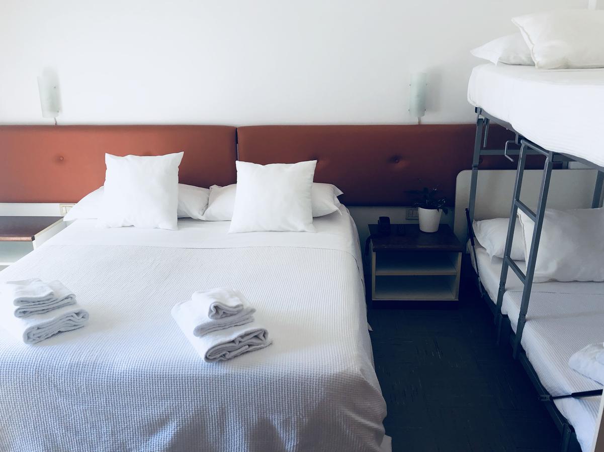Hotel Aplo - Breakfast Experience 3*
